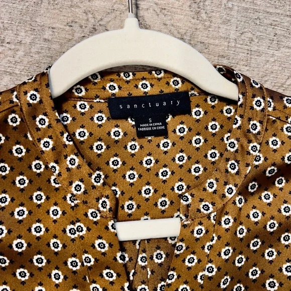 Sanctuary Patterned Women's Top - Picture 4 of 9